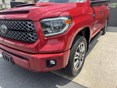 2018 Toyota Tundra SR5  Double Cab 4x4 - Photo 14 - Hesston, PA 16647