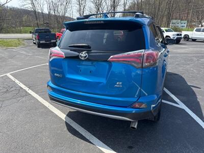 2016 Toyota RAV4 SE  AWD - Photo 6 - Hesston, PA 16647