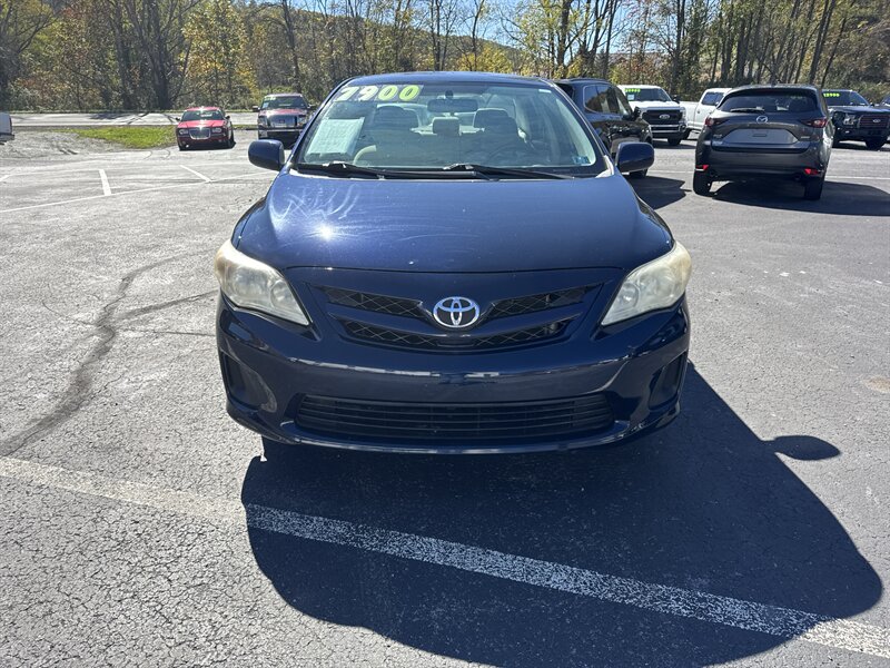 2011 Toyota Corolla LE - Photo 7