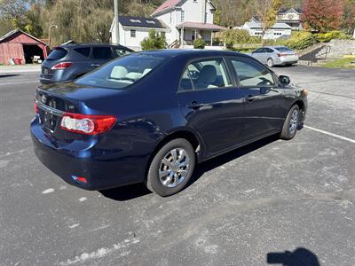 2011 Toyota Corolla LE - Photo 3 - Hesston, PA 16647