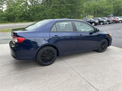 2011 Toyota Corolla LE - Photo 3 - Hesston, PA 16647