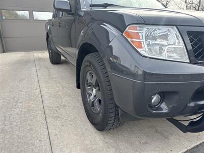2010 Nissan Frontier PRO-4X Crew Cab 4x4 - Photo 10 - Hesston, PA 16647