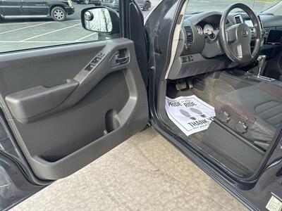 2010 Nissan Frontier PRO-4X Crew Cab 4x4 - Photo 23 - Hesston, PA 16647