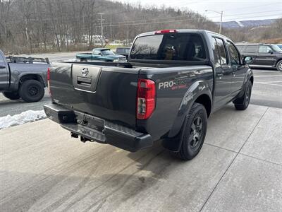 2010 Nissan Frontier PRO-4X Crew Cab 4x4 - Photo 4 - Hesston, PA 16647