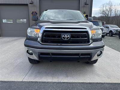 2013 Toyota Tundra Grade  Double Cab 4x4 - Photo 10 - Hesston, PA 16647
