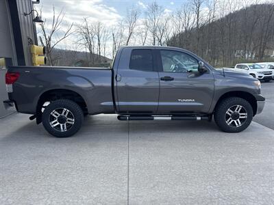 2013 Toyota Tundra Grade  Double Cab 4x4 - Photo 3 - Hesston, PA 16647
