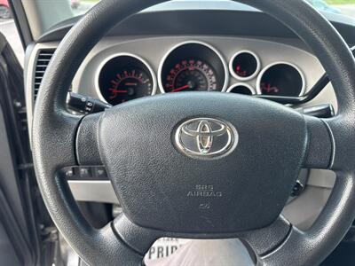 2013 Toyota Tundra Grade  Double Cab 4x4 - Photo 33 - Hesston, PA 16647