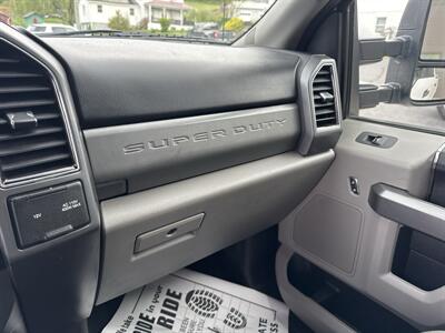 2020 Ford F-250 XLT  Crew Cab 4x4 - Photo 34 - Hesston, PA 16647