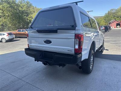 2017 Ford F-250 Super Duty XL  4X4 - Photo 5 - Hesston, PA 16647