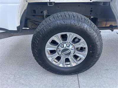 2017 Ford F-250 Super Duty XL  4X4 - Photo 41 - Hesston, PA 16647