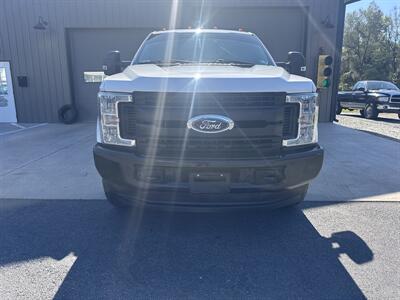 2017 Ford F-250 Super Duty XL  4X4 - Photo 12 - Hesston, PA 16647