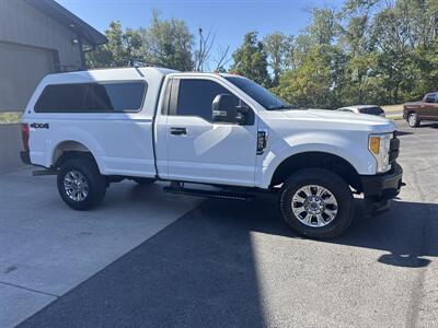 2017 Ford F-250 Super Duty XL  4X4 - Photo 2 - Hesston, PA 16647