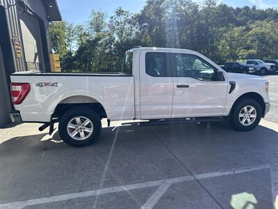 2021 Ford F-150 XL Super Cab 4x4 - Photo 3 - Hesston, PA 16647