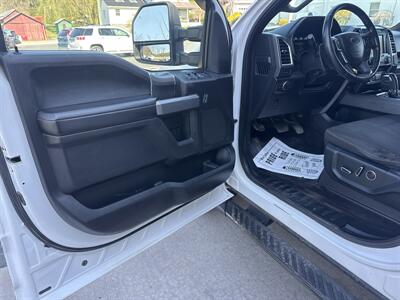 2015 Ford F-150 XLT  SuperCrew 4x4 - Photo 25 - Hesston, PA 16647