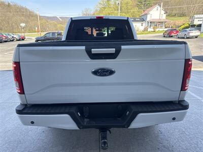 2015 Ford F-150 XLT  SuperCrew 4x4 - Photo 6 - Hesston, PA 16647