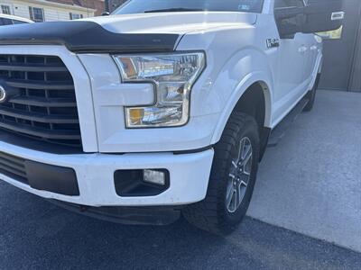 2015 Ford F-150 XLT  SuperCrew 4x4 - Photo 15 - Hesston, PA 16647