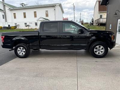 2018 Ford F-150 XL  SuperCrew 4x4 - Photo 4 - Hesston, PA 16647