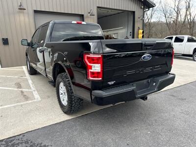 2018 Ford F-150 XL  SuperCrew 4x4 - Photo 9 - Hesston, PA 16647