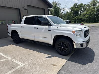2016 Toyota Tundra SR5  CrewMax 4x4 - Photo 2 - Hesston, PA 16647