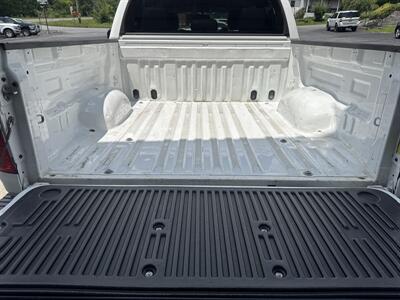 2016 Toyota Tundra SR5  CrewMax 4x4 - Photo 20 - Hesston, PA 16647