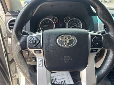 2016 Toyota Tundra SR5  CrewMax 4x4 - Photo 31 - Hesston, PA 16647