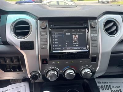 2016 Toyota Tundra SR5  CrewMax 4x4 - Photo 33 - Hesston, PA 16647