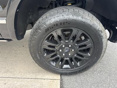 2014 Ford F-150 Platinum SuperCrew 4x4 - Photo 43 - Hesston, PA 16647