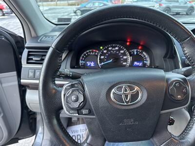 2013 Toyota Camry XLE V6   - Photo 18 - Hesston, PA 16647