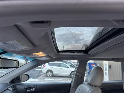 2013 Toyota Camry XLE V6   - Photo 16 - Hesston, PA 16647