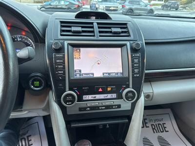 2013 Toyota Camry XLE V6   - Photo 20 - Hesston, PA 16647