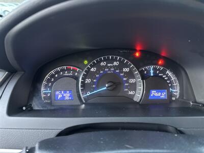 2013 Toyota Camry XLE V6   - Photo 19 - Hesston, PA 16647