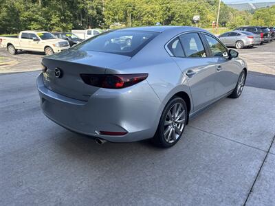 2019 Mazda MAZDA3 Select - Photo 4 - Hesston, PA 16647