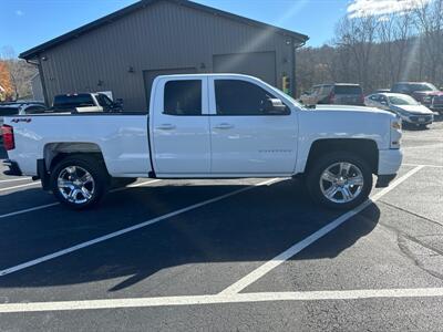 2019 Chevrolet Silverado 1500 Custom  LD Double Cab 4x4 - Photo 3 - Hesston, PA 16647