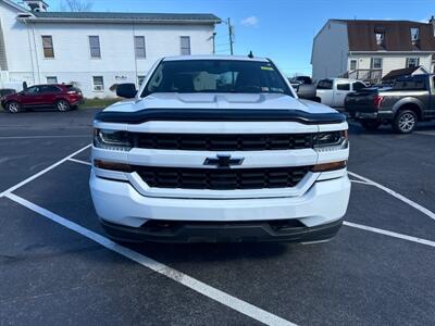 2019 Chevrolet Silverado 1500 Custom  LD Double Cab 4x4 - Photo 14 - Hesston, PA 16647