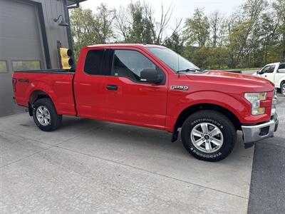 2016 Ford F-150 XLT Super Cab 4x4 - Photo 2 - Hesston, PA 16647