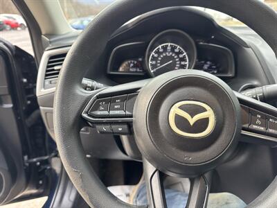 2018 Mazda MAZDA3 Sport   - Photo 26 - Hesston, PA 16647