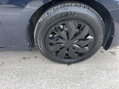 2018 Mazda MAZDA3 Sport   - Photo 40 - Hesston, PA 16647