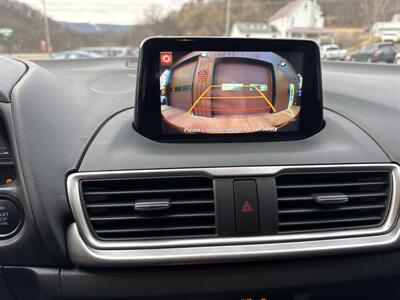 2018 Mazda MAZDA3 Sport   - Photo 31 - Hesston, PA 16647