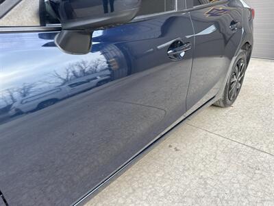 2018 Mazda MAZDA3 Sport   - Photo 17 - Hesston, PA 16647