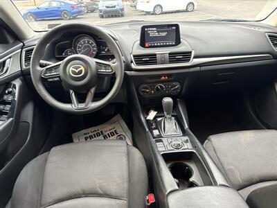 2018 Mazda MAZDA3 Sport   - Photo 34 - Hesston, PA 16647