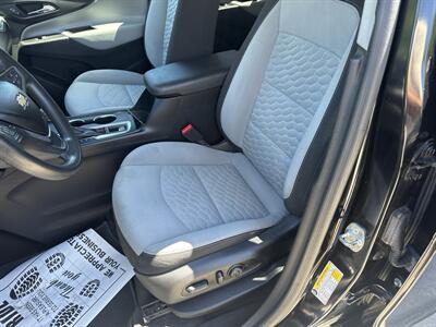 2020 Chevrolet Equinox LT AWD - Photo 25 - Hesston, PA 16647