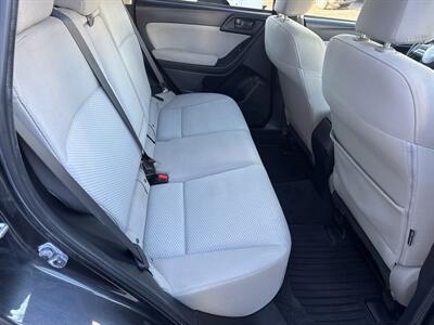 2015 Subaru Forester 2.5i Premium  AWD - Photo 39 - Hesston, PA 16647