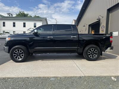 2016 Toyota Tundra Limited  Crewmax 4x4 - Photo 8 - Hesston, PA 16647