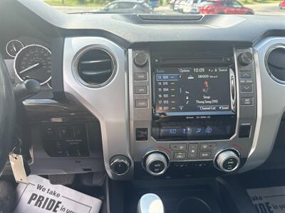 2016 Toyota Tundra Limited  Crewmax 4x4 - Photo 35 - Hesston, PA 16647