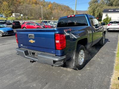 2015 Chevrolet Silverado 1500 LT  Double Cab 4X4 - Photo 4 - Hesston, PA 16647