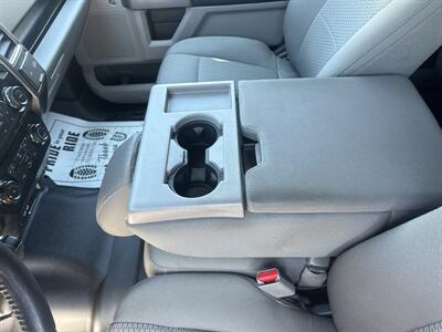 2016 Ford F-150 XLT  SuperCrew 4x4 - Photo 29 - Hesston, PA 16647