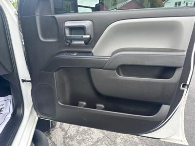 2018 Chevrolet Silverado 2500 Work Truck  Double Cab 4X4 - Photo 54 - Hesston, PA 16647