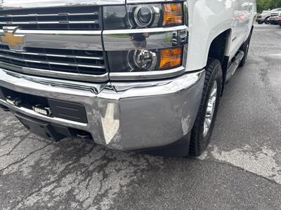 2018 Chevrolet Silverado 2500 Work Truck  Double Cab 4X4 - Photo 20 - Hesston, PA 16647