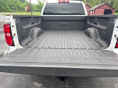 2018 Chevrolet Silverado 2500 Work Truck  Double Cab 4X4 - Photo 27 - Hesston, PA 16647