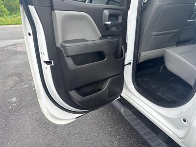 2018 Chevrolet Silverado 2500 Work Truck  Double Cab 4X4 - Photo 45 - Hesston, PA 16647